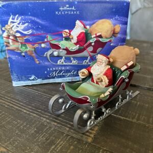 Hallmark Keepsake ~ Santa's Midnight Ride ~ DASH AWAY ALL ~ Table Decoration
